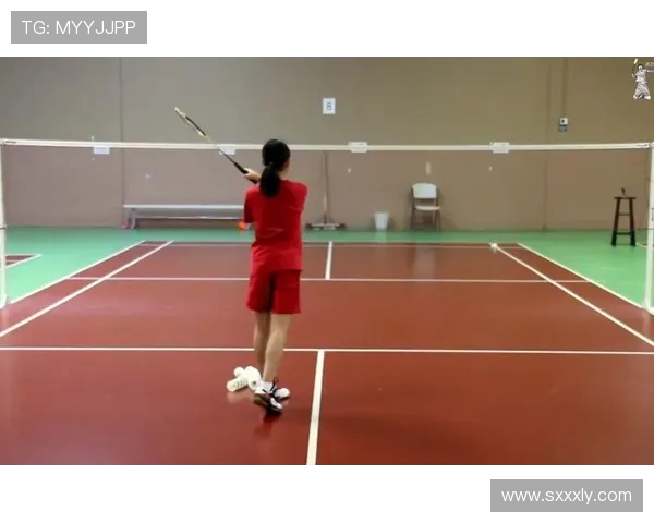 李秀英独家分享羽毛球技巧与训练心得助你提升球技 李秀英独家分享羽毛球技巧与训练心得助你提升球技