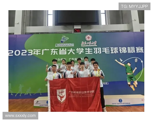 羽毛球的魅力之旅：深入广州羽毛球队的训练与文化探讨