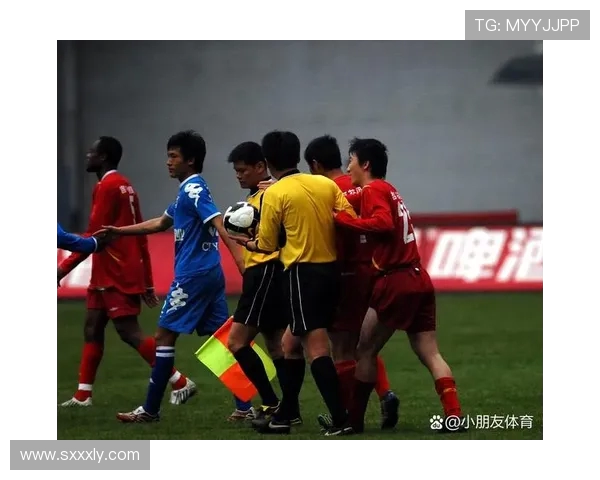 亚运男足精彩对决泰国与乌兹别克全力争夺胜利荣耀