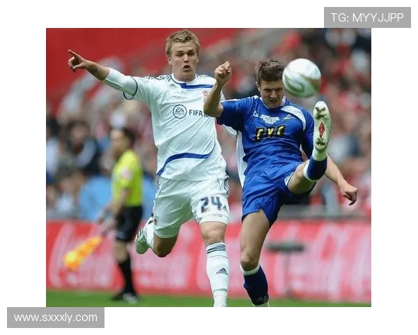 布莱克浦主场迎战北安普顿期待精彩对决与胜利之路 布莱克浦主场迎战北安普顿期待精彩对决与胜利之路