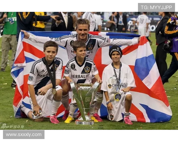 德里迪纳摩与泰坦精彩对决直播全程回顾与分析