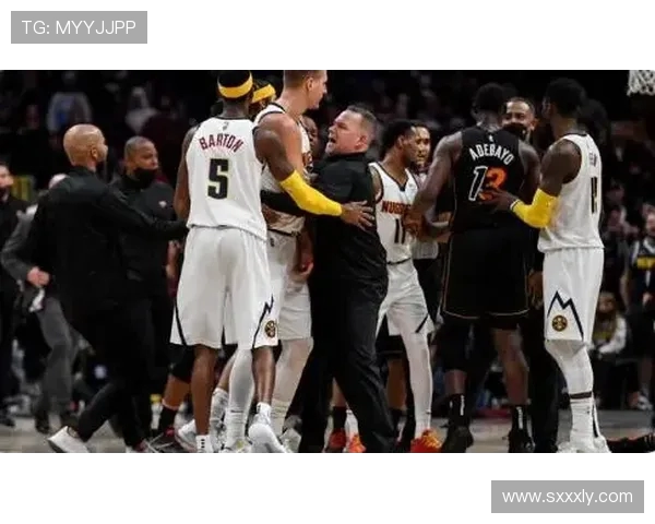 杰伦威廉姆斯的崛起之路:从新秀到NBA明星的蜕变故事 杰伦威廉姆斯的崛起之路:从新秀到NBA明星的蜕变故事