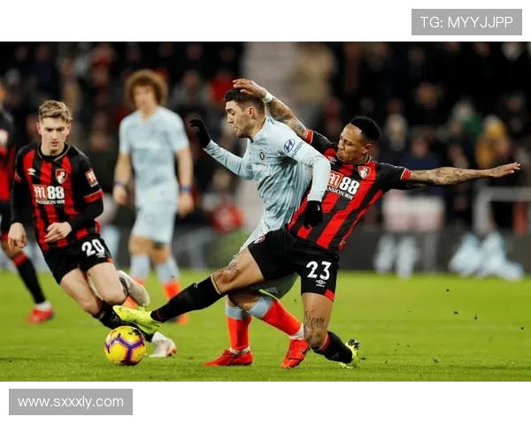 考文垂与伯明翰的激烈对决揭示英冠赛场的竞争魅力与球队实力较量