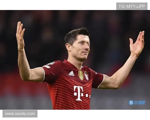 莱万重返德甲赛场引发拜仁球迷愤怒纷纷指责其忘恩负义 莱万重返德甲赛场引发拜仁球迷愤怒纷纷指责其忘恩负义