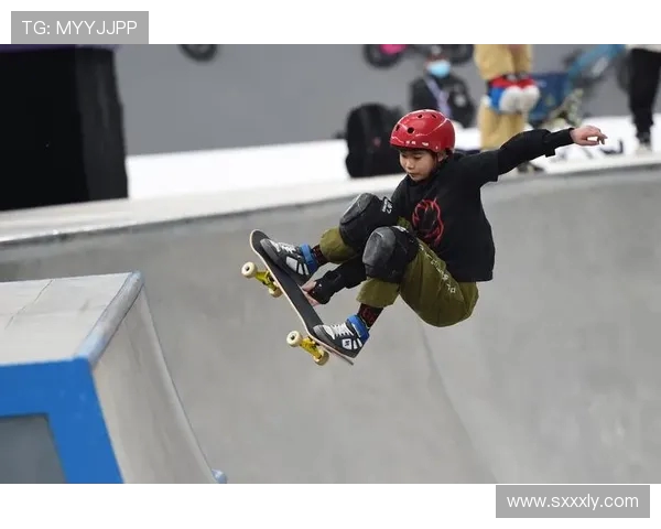 重庆滑板队在滑板节奏排行榜中荣获第四名展现出强劲实力与团队精神