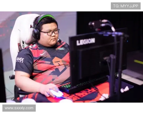 CSGO战术解析LNG战队中路突破体系的成功策略与执行技巧