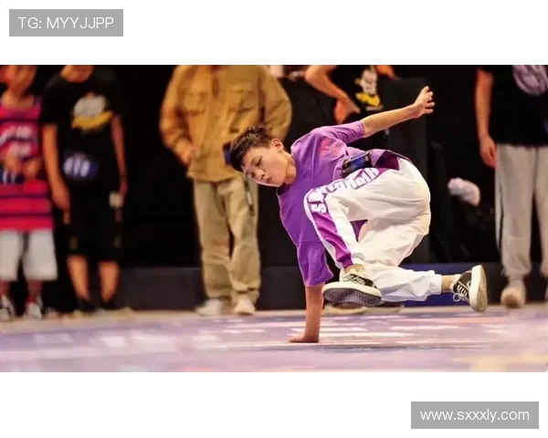 广州极限运动队在世界街舞大赛中以51分稳居积分榜首位